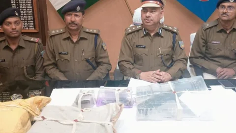 Jharkhand: रांची पुलिस को मिली बड़ी सफलता, 51 मामले में फरार चल रहे इनामी PLFI उग्रवादी कृष्णा यादव गिरफ्तार