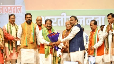 Bihar : बिहार बीजेपी अध्यक्ष चुने गये दिलीप जायसवाल, कहा प्रदेश कमेटी में कार्यकर्ताओं को मिलेगी जगह