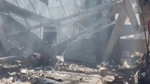 Gujarat : बनासकांठा में पटाखा फैक्ट्री में विस्फोट, आग लगने से 18 मजदूरों की जलकर मौत