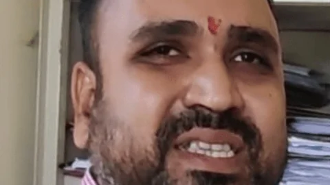 Jharkhand : गिरिडीह में ACB का एक्शन, LRDC का क्लर्क 10 हजार रुपये रिश्वत लेते अरेस्ट