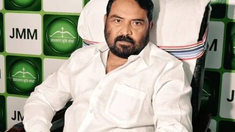 Jharkhand : बीजेपी की झूठे आरोपों की राजनीति से जनता गुमराह नहीं होगी : बिनोद पांडेय 