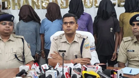 Dhanbad: बाइक चोर गैंग का खुलासा, चोरी की 21 बाइक बरामद, पांच क्रिमिनल अरेस्ट