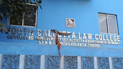 Kolkata Gangrape Case : लॉ स्टूडेंट के साथ गैंगरेप मामले में कॉलेज का सिक्योरिटी गार्ड अरेस्ट