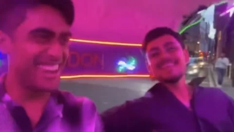 ईशान किशन ने इंग्लैंड में भोजपुरी गाने पर किया डांस, रिक्शे पर सवारी कर मचाय धमाल