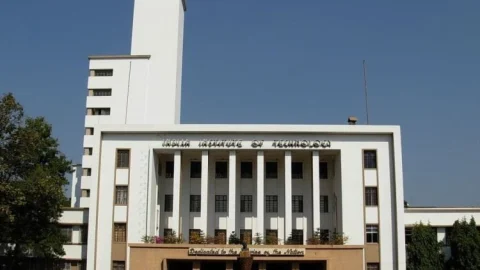 IIT Kharagpur Placement: आईआईटी खड़गपुर में रिकॉर्ड तोड़ प्लेसमेंट, नौ स्टूडेंट्स को एक करोड़ से ज्यादा का पैकेज