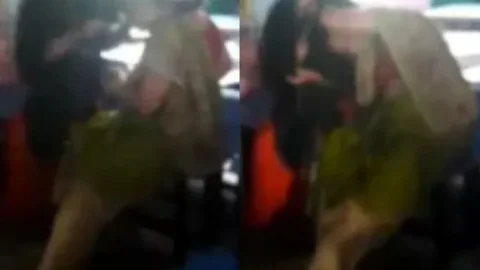 Bihar: क्लास में शिक्षिकाओं के बीच हाथापाई, हेडमास्टर और शिक्षिका में जमकर मारपीट, वीडियो वायरल