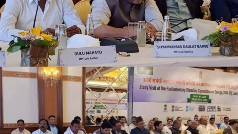 संसदीय स्थायी समिति के साथ लेह लद्दाख व मुंबई का दौरा कर लौटे धनबाद एमपी ढुलू महतो