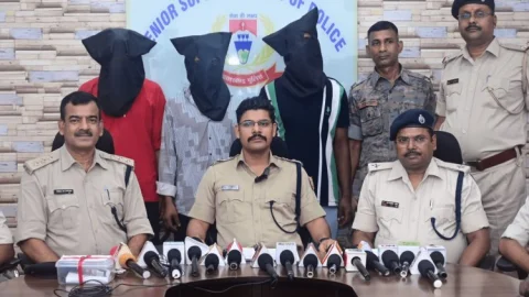 Jamshedpur : विधायक प्रतिनिधि गुड्डू को गोली मारने वाले तीन शूटर को पुलिस ने किया अरेस्ट