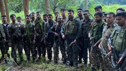 Jharkhand: गुमला पुलिस की बड़ी कामयाबी,एनकाउंटर में JJMP के तीन हार्डकोर उग्रवादी ढेर, एके-47 बरामद