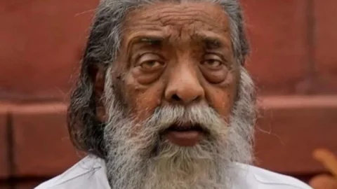 झारखंड के एक्स सीएम दिशोम गुरु शिबू सोरेन का 81 वर्ष की उम्र में निधन, हेमंत सोरेन बोले- 'आज मैं शून्य हो गया...'