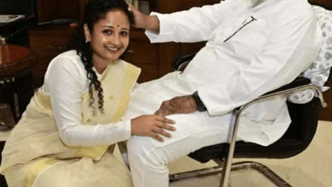 Jharkhand: कल्पना सोरेन दिशोम गुरु शिबू सोरेन के लिए दिल छू लेने वाली पोस्ट,'आप सुनते थे.. झारखंड के अरमान'