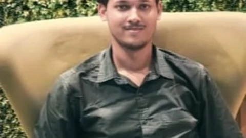 Dhanbad: बीसीसीएल के फोरमैन इंचार्ज का बेटा अभिषेक कुमार बना H U R L में electrical engineer