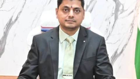 धनबाद में फायर सेफ्टी पर बड़ा एक्शन: ऊंची बिल्डिंग, अस्पताल और मॉल का होगा ऑडिट