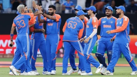 India vs Pakistan, Asia Cup 2025:भारत ने पाकिस्तान को सात विकेट से हराया, सूर्या का विजयी छक्का, हाथ मिलाने से किया इंकार
