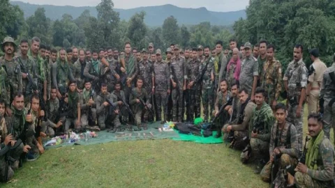 Jharkhand: हजारीबाग में पुलिस एनकाउंटर, एक करोड़ का इनामी सहदेव सोरेन समेत तीन नक्सली ढेर, तीन AK-47 बरामद