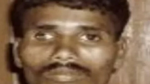 Jharkhand: झुमरा में बीएसएफ की गाड़ी और चतरो में पुलिस शिविर उड़ाने में शामिल था नक्सली रघुनाथ हेम्ब्रम