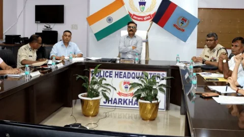 Jharkhand : रेल रोको आंदोलन से पहले अलर्ट, कुड़मी नेताओं पर नजर, रेलवे स्टेशनों पर सख्त सुरक्षा
