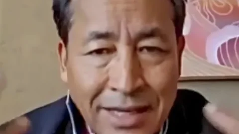 Ladakh violence: लद्दाख में  हिंंसा मामले में सोनम वांगचुक NSA में गिरफ्तार, भड़काऊ भाषण का आरोप