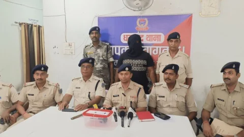 Gangs of Wasseypur Dhanbad : गैंगस्टर प्रिंस खान गैंग का शूटर रबीउल गिरफ्तार, व्यापारी पर हमले की साजिश नाकाम