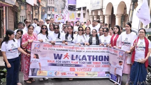 Dhanbad:  झरिया में मारवाड़ी युवा मंच ने निकला “वॉकथॉन – वॉक फॉर यूनिटी”