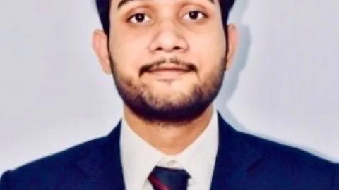 IIT (ISM) धनबाद के पूर्व छात्र मोहित अग्रवाल ने रचा इतिहास — IES 2025 में हासिल की देशभर में पहली रैंक 1