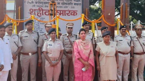 पुलिस स्मृति दिवस: कर्तव्य पथ पर बलिदान देने वाले वीरों को धनबाद पुलिस ने दी भावभीनी श्रद्धांजलि