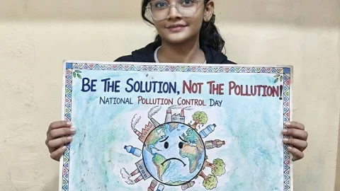 धनबाद: राष्ट्रीय प्रदूषण नियंत्रण दिवस पर मारवाड़ी युवा मंच झरिया शाखा की पोस्टर प्रतियोगिता