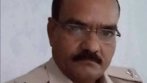 झारखंड में बड़ा एक्शन: पूर्व डीजीपी के NGO प्रभारी इंस्पेक्टर गणेश सिंह सस्पेंड, ACB की रिपोर्ट से हड़कंप