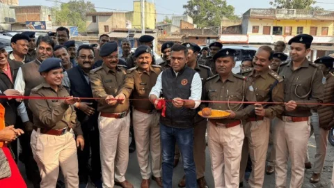 धनबाद: बरवाअड्डा में खुला गोविंदपुर सर्किल पुलिस इंस्पेक्टर ऑफिस, SSP प्रभात कुमार ने किया शुभारम्भ