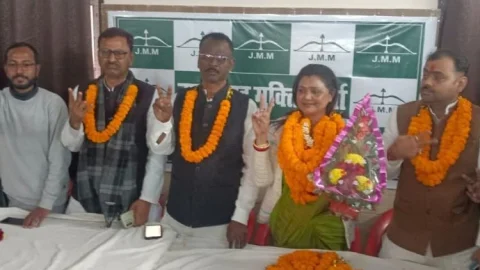 धनबाद नगर निगम चुनाव से पहले महागठबंधन में दरार! JMM ने मेयर प्रत्याशी घोषित किया
