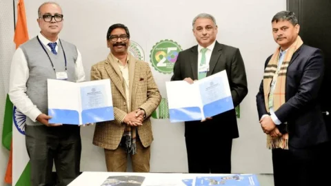 ग्रीन स्टील से औद्योगिक क्रांति: WEF में झारखंड सरकार–टाटा स्टील का ₹11,000 करोड़ का ऐतिहासिक करार