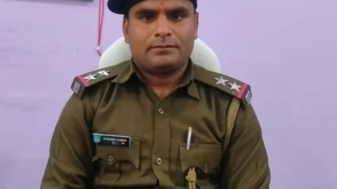 झारखंड: गुमला में खाकी शर्मसार, चैनपुर थाना प्रभारी को ACB ने 30 हजार की घूस लेते रंगे हाथ किया गिरफ्तार
