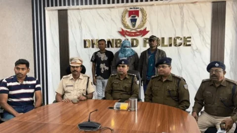 ओडिशा बैंक डकैती का धनबाद कनेक्शन बेनकाब, 28 लाख के सोने के साथ दो शातिर अपराधी गिरफ्तार