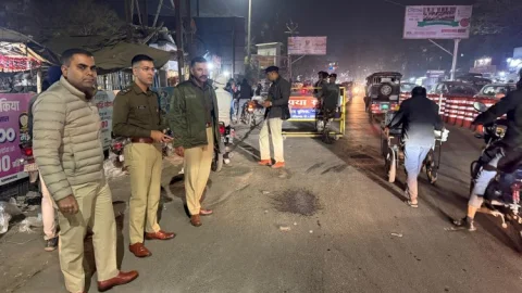 धनबाद: ट्रैफिक नियम तोड़ने वालों पर SSP का डंडा: फैंसी नंबर प्लेट और मॉडीफाइड गाड़ियों की जांच