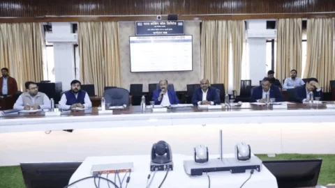 12 फरवरी की हड़ताल पर बीसीसीएल अलर्ट: सीएमडी मनोज कुमार अग्रवाल ने ट्रेड यूनियनों से की पुनर्विचार की अपील