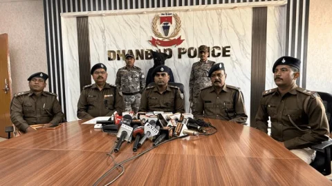 धनबाद पुलिस की बड़ी कार्रवाई: Prince Khan गैंग का करीबी किशन खान रांची से गिरफ्तार, रंगदारी नेटवर्क का खुलासा