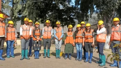 मुनीडीह अंडर ग्राउंड माइंस में उतरे Trainee IAS Officers, प्रोजेक्ट में 500 मीटर नीचे सीखीं आधुनिक खनन तकनीकें