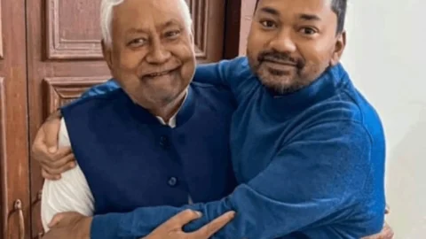 बिहार में सियासी भूचाल! नीतीश कुमार होंगे दिल्ली शिफ्ट, बेटे निशांत कुमार की JDU में एंट्री—CM कुर्सी पर BJP का दावा
