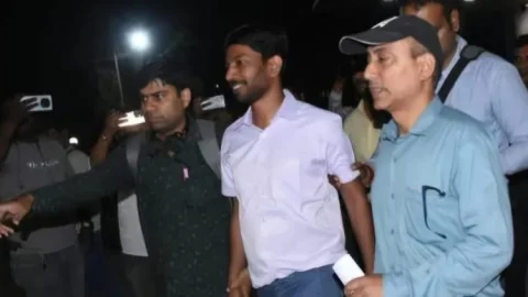 धनबाद में CBI का बड़ा शिकंजा: बिल पास कराने के बदले रिश्वत लेते रेलवे के सीनियर अफसर गिरफ्तार