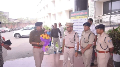 धनबाद : DIG ने प्रिंस खान गैंग पर कड़ा एक्शन का दिया आदेश, ईद-रामनवमी और बंगाल चुनाव को ले हाई अलर्ट