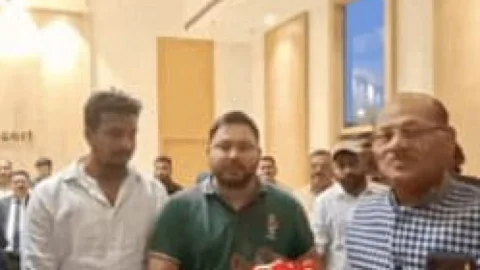 तेजस्वी यादव का बड़ा आरोप: दबाव में राज्यसभा जा रहे नीतीश कुमार! बिहार में ‘महाराष्ट्र मॉडल’ से सत्ता पलटने का दावा