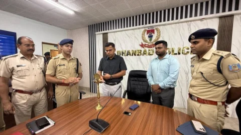 धनबाद: APK स्कैम पर पुलिस का वार—3 दिन की स्पेशल ट्रेनिंग से साइबर ठगों पर कसेगा शिकंजा!