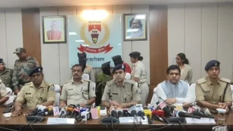 झारखंड: विष्णुगढ़ हत्याकांड का खुलासा, अंधविश्वास में मां ने ही चढ़ा दी मासूम बेटी की बलि, BJP नेता समेत 3 गिरफ्तार