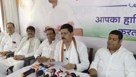 धनबाद कांग्रेस में नया समीकरण: 73 सदस्यीय टीम में सामाजिक संतुलन का बड़ा संदेश