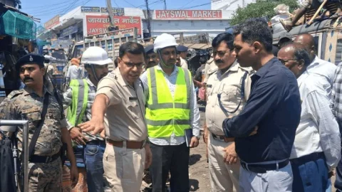 गोविंदपुर जाम पर SSP का सर्जिकल स्ट्राइक! सड़क पर उतरकर बदला ट्रैफिक सिस्टम, रंगडीह मोड़ बना नया रूट