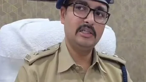 बोकारो में 28 पुलिसकर्मियों का सस्पेंशन बना बवाल, पुलिस एसोसिएशन भड़का—SP हटाने की उठी जोरदार मांग