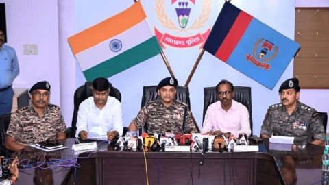 ‘ऑपरेशन कोतीनीर’ रहा सफल, में 15 लाख का इनामी सहदेव महतो ढेर, पत्नी नताशा समेत 4 माओवादी मारे गये