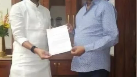 BCCL में कोयला चोरी, भू-धंसान और गैस रिसाव पर MP ढुलू महतो का बड़ा वार, मंत्री से SIT जांच और कार्रवाई की मांग