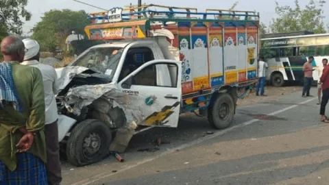 बिहार: तिलक से लौटते घर पर टूटा कहर: रोहतास में बेकाबू कंटेनर ने मचाई तबाही, 5 की मौत, 10 जिंदगी से जूझ रहे