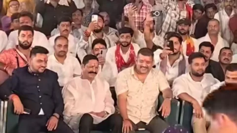 बिहार: जनेऊ समारोह बना ‘गन शो’! अश्लील डांस और हथियार लहराया गया,JDU विधायक अनंत सिंह पर FIR